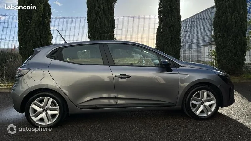 Renault Clio 2025 photo 4