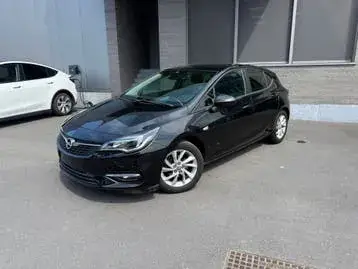 Opel Astra 2020 photo 2