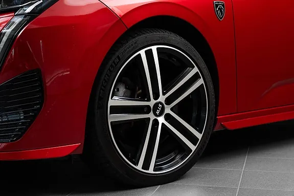 Peugeot 308 2022 photo 3