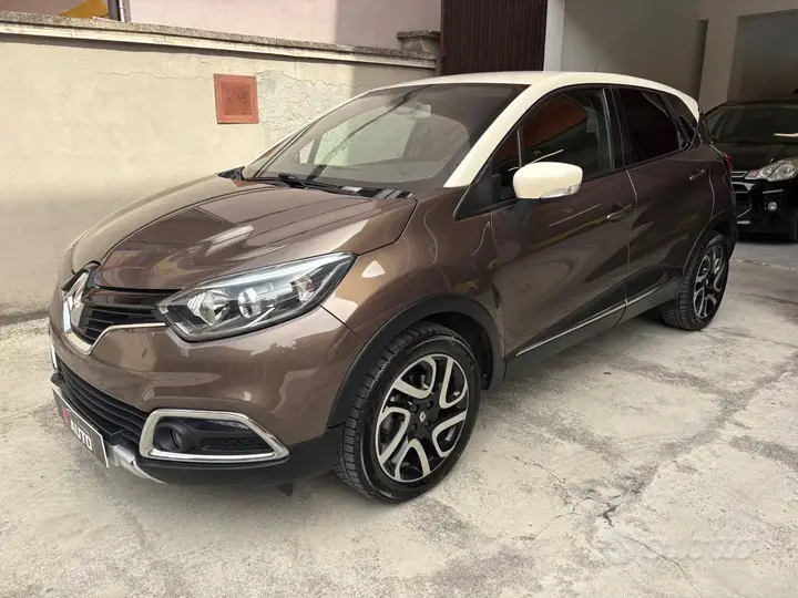 Renault Captur 2015 photo 2