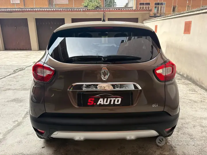 Renault Captur 2015 photo 4