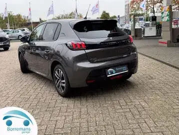 Peugeot 208 2022 photo 3