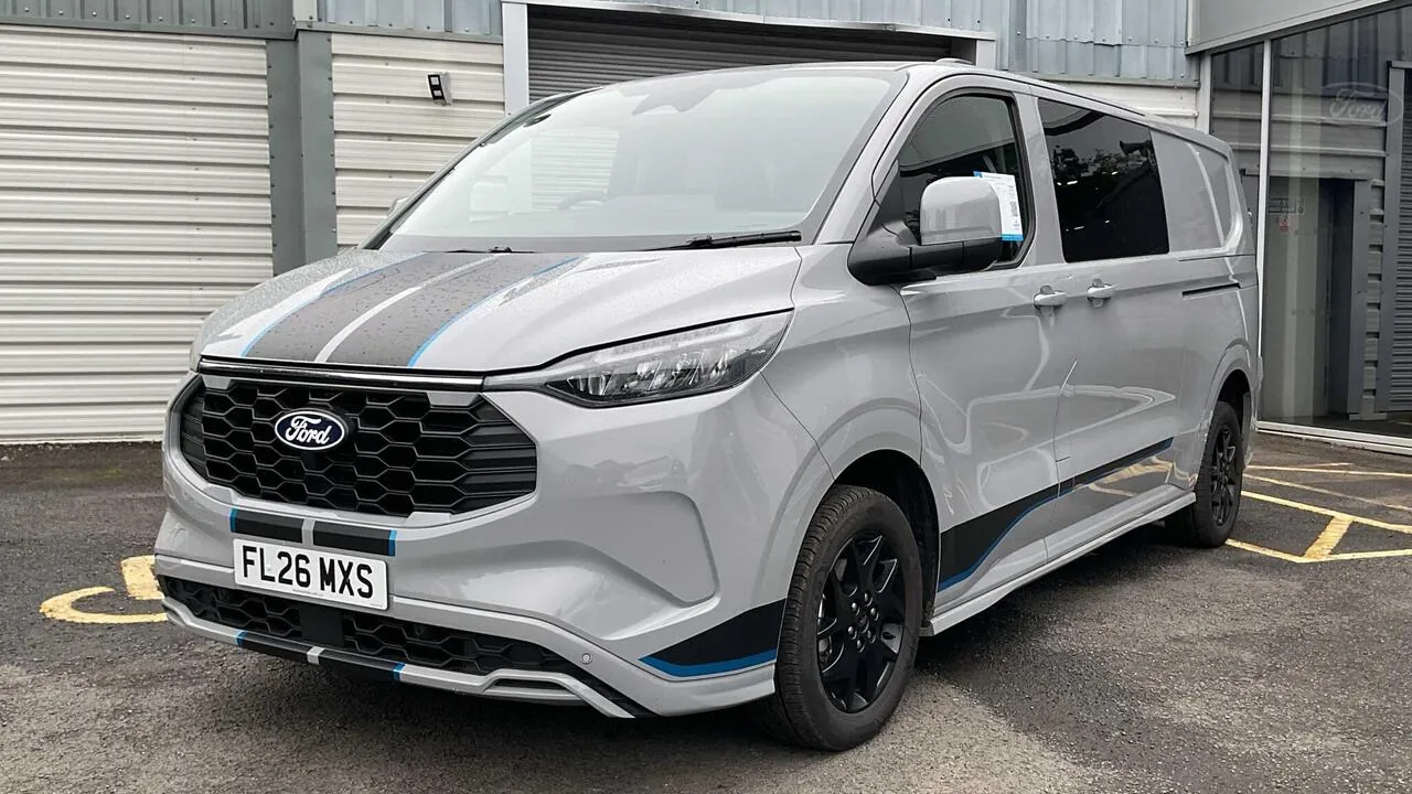 Ford Transit Custom 2025 photo 3