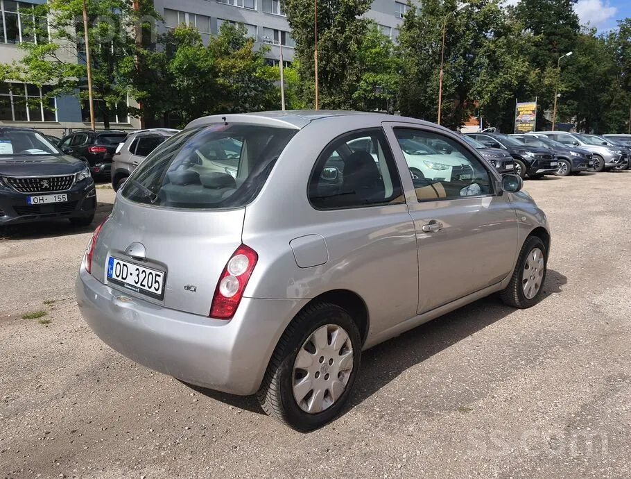 Nissan Micra 2004 photo 3