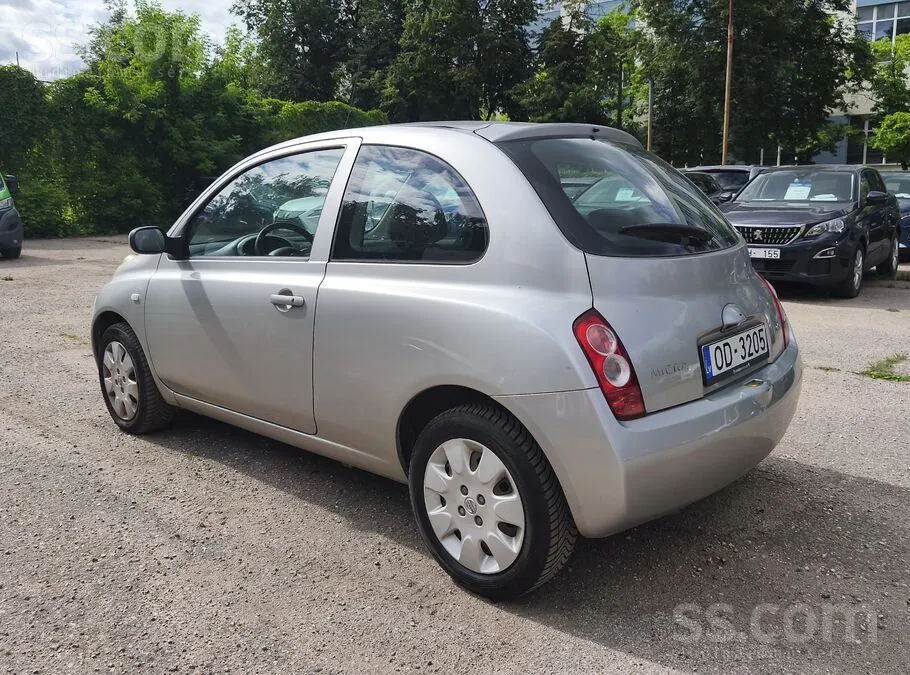 Nissan Micra 2004 photo 2