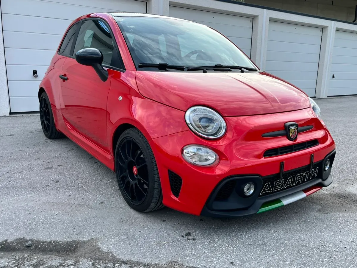 Abarth 500 2018 photo 3