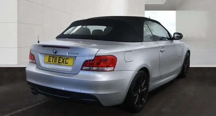 BMW 1 Series 2011 photo 4