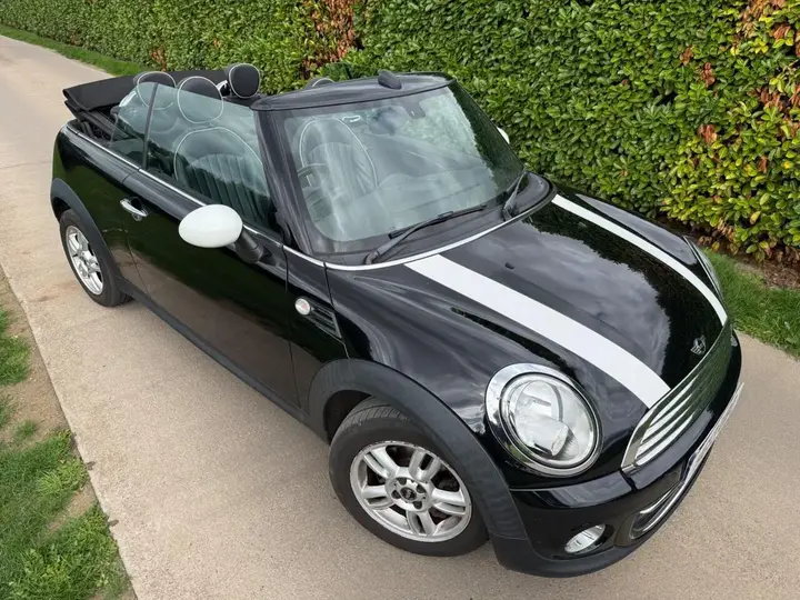 Mini Convertible 2013 photo 3