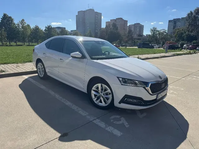Skoda Octavia 2023 photo 3