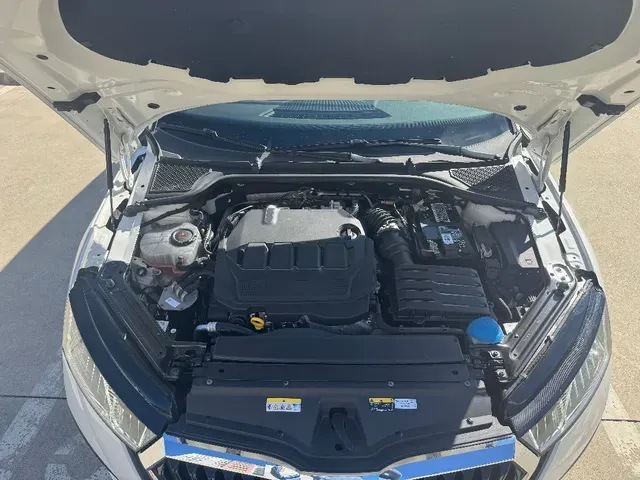 Skoda Octavia 2023 photo 4