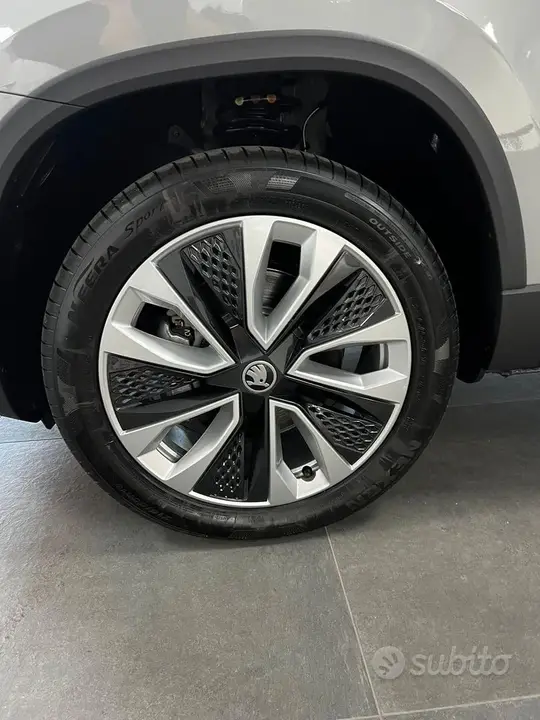Skoda Karoq 2026 photo 5