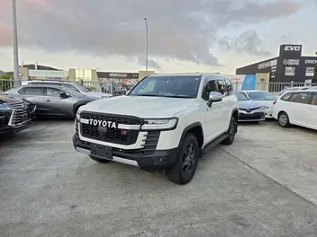 Toyota Land Cruiser 2023 photo 2