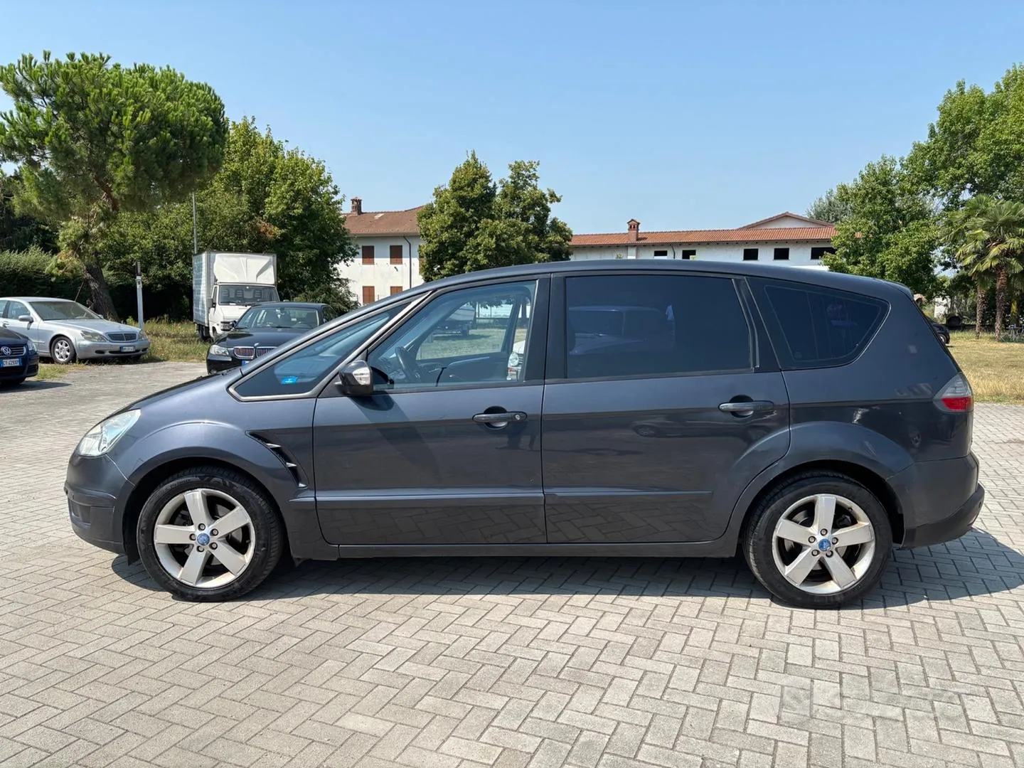 Ford S-Max 2008 photo 2