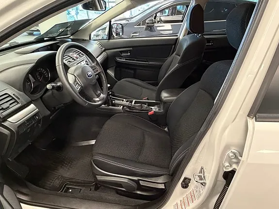 Subaru Xv 2014 photo 4