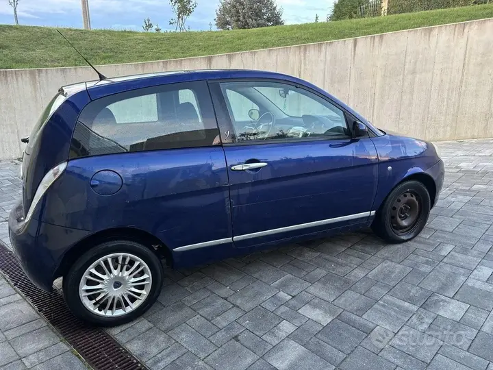 Lancia Ypsilon 2008 photo 4
