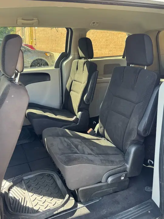 Dodge Grand Caravan 2017 photo 5