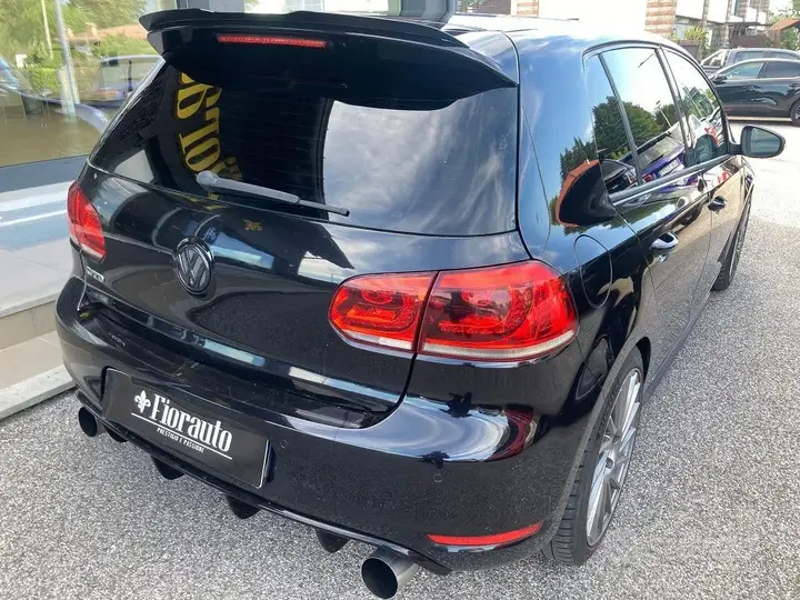 Volkswagen Golf 2012 photo 4