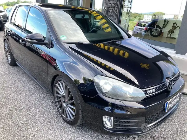 Volkswagen Golf 2012 photo 2