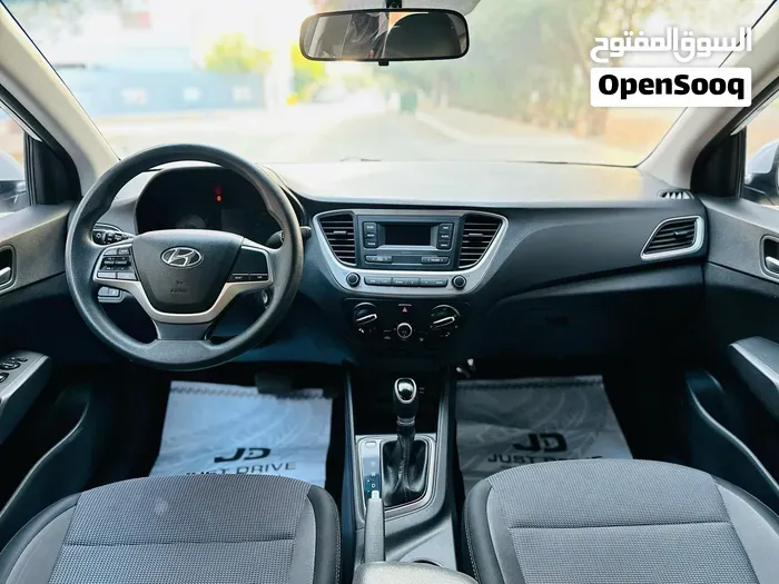 Hyundai Accent 2022 photo 4