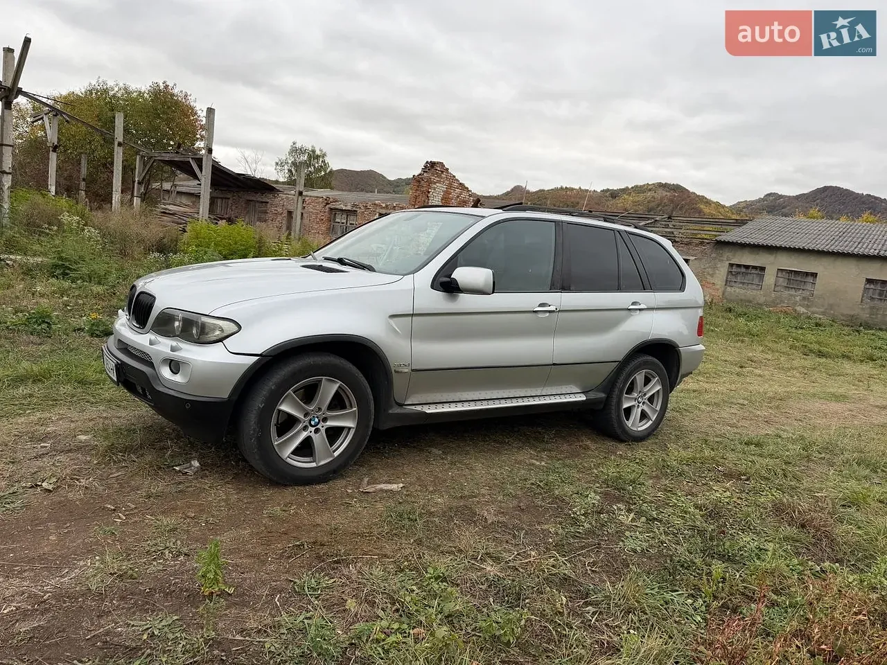 BMW X5 2004 photo 2
