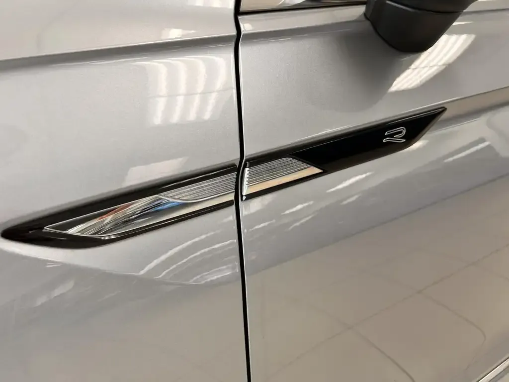 Volkswagen Tiguan 2022 photo 5