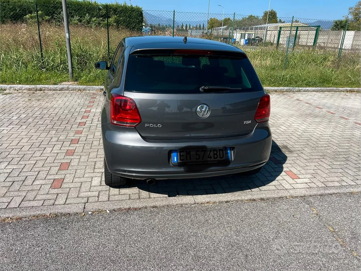 Volkswagen Polo 2012 photo 3