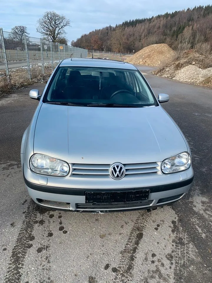 Volkswagen Golf 4