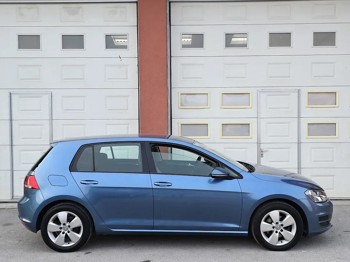 Volkswagen Golf 2013 photo 3