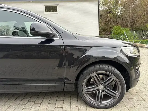 Audi Q7 2007 photo 4
