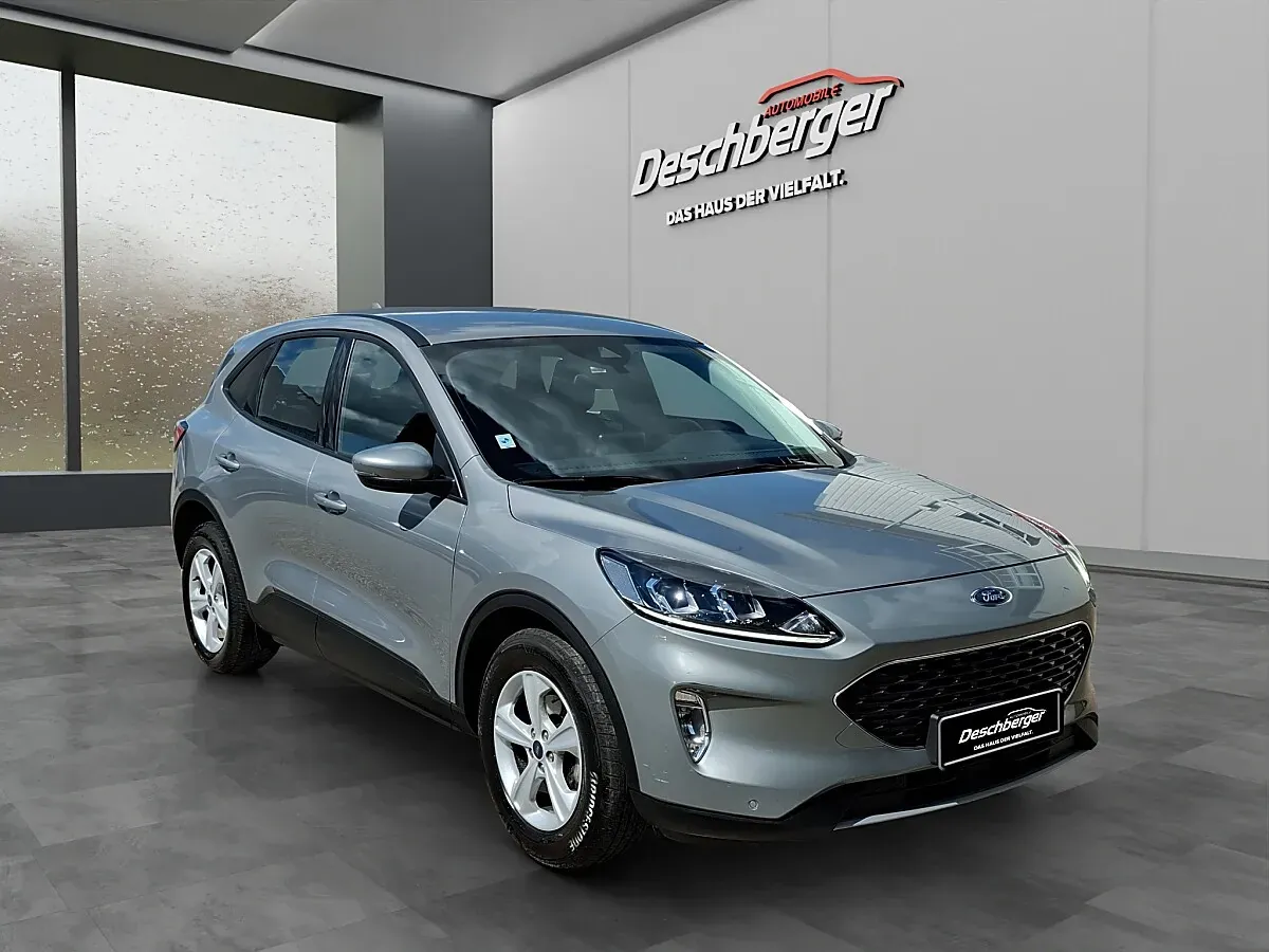 Ford Kuga 2022 photo 2