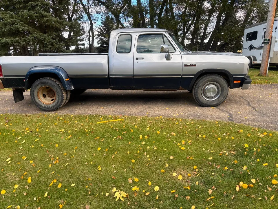 Dodge Ram 2500 1992 photo 5