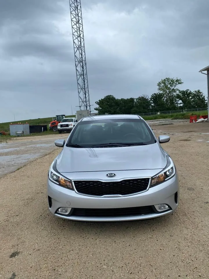Kia Forte 2018 photo 2
