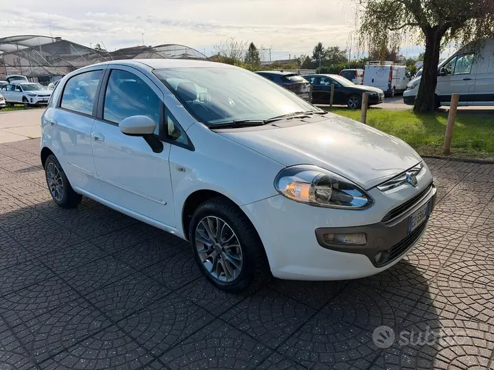 Fiat Punto Evo 2010 photo 3