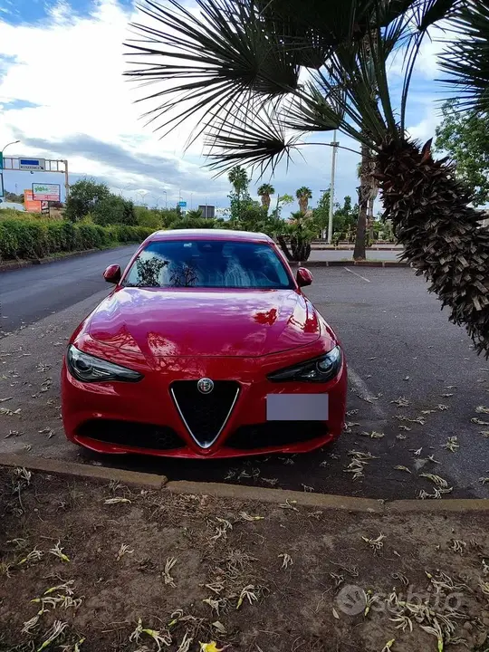 Alfa Romeo Giulia 2017 photo 2