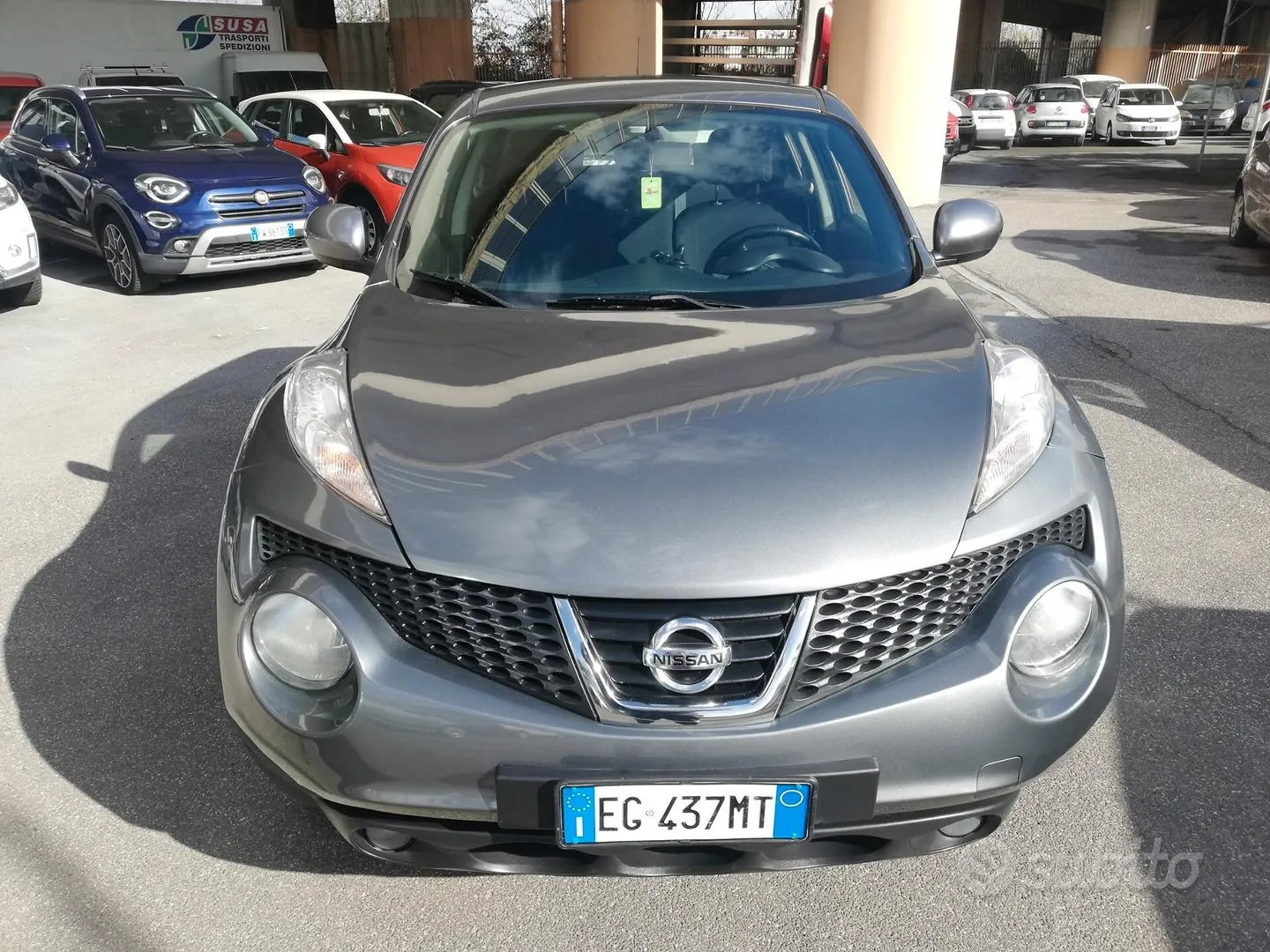 Nissan Juke 2011 photo 2
