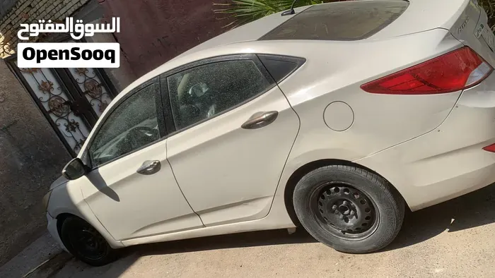 Hyundai Accent 2016 photo 2