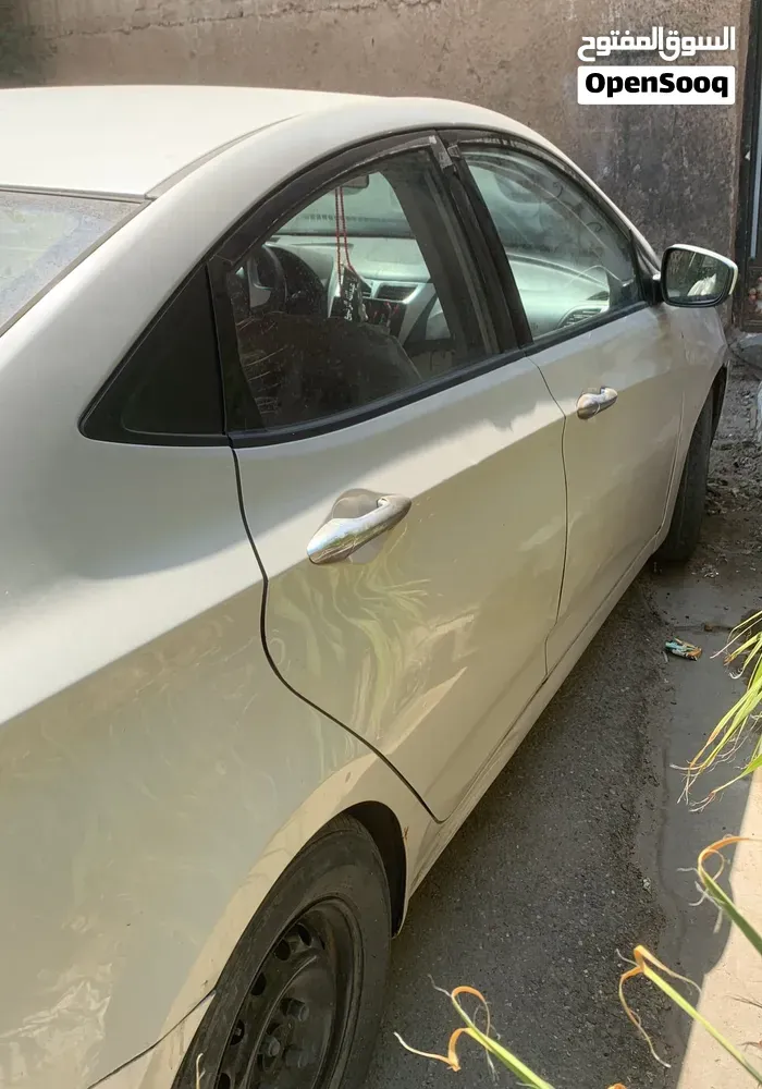 Hyundai Accent 2016 photo 4