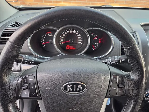 Kia Sorento 2010 photo 4