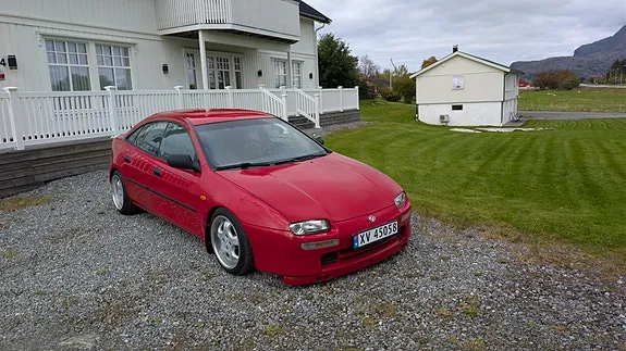 Mazda 323F 1997 photo 5