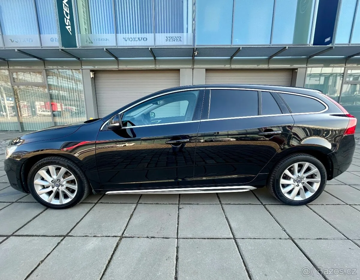 Volvo V60 2013 photo 2
