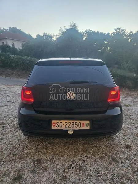 Volkswagen Polo 2011 photo 4