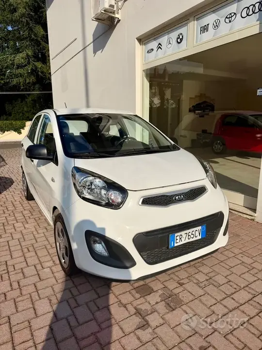 Kia Picanto 2013 photo 2