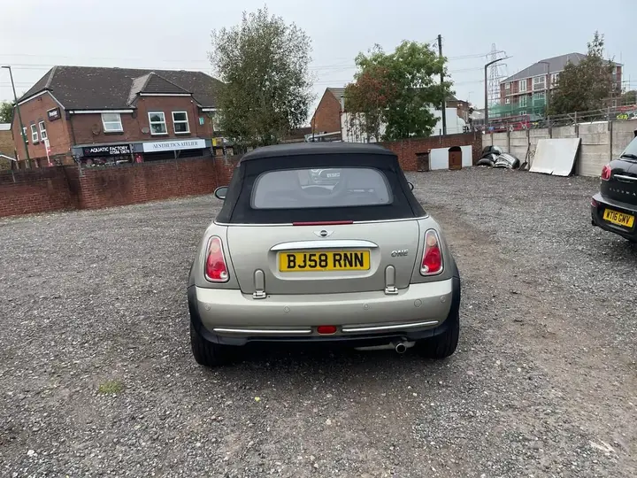 Mini Convertible 2008 photo 5