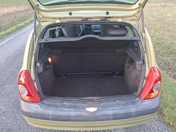Renault Clio 2005 photo 5