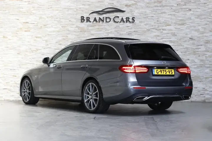 Mercedes-Benz E-Class 2020 photo 2