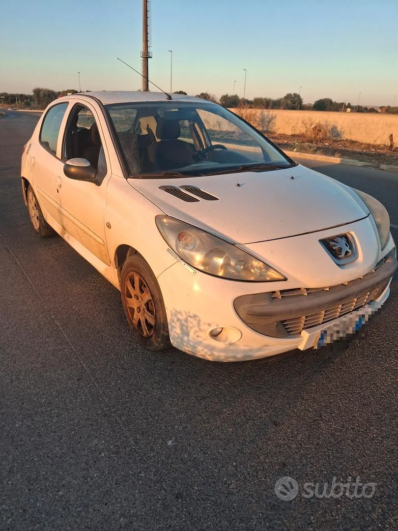 Peugeot 206 2009 photo 2