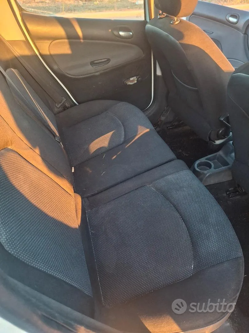 Peugeot 206 2009 photo 5