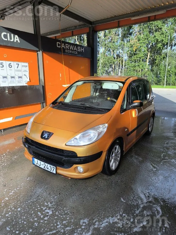 Peugeot 1007