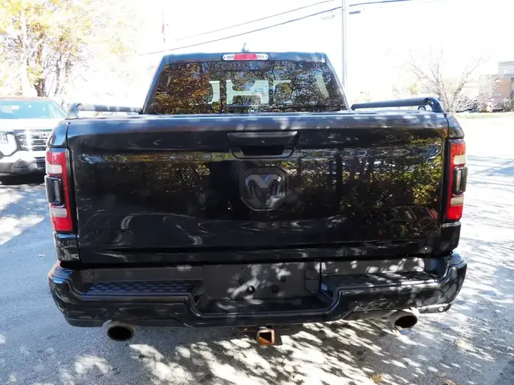 Ram 1500 2021 photo 2