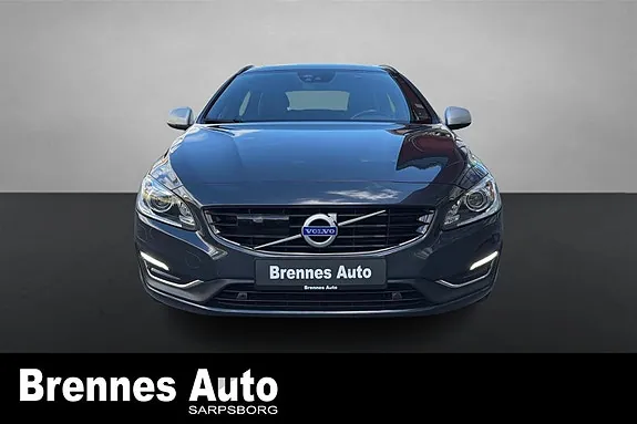 Volvo V60 2018 photo 2